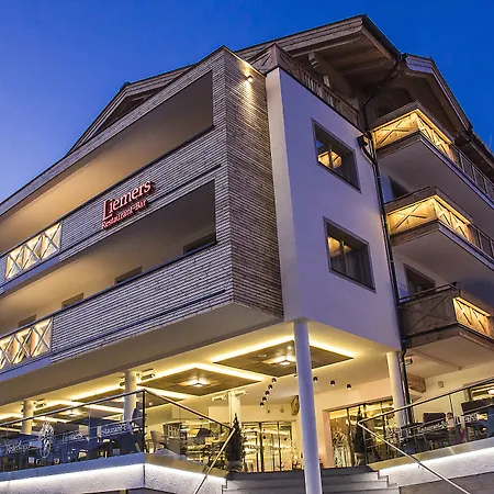 ام رايتيركوغيل 4*