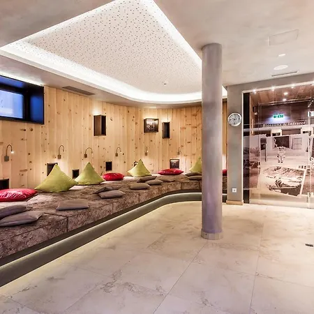 ام رايتيركوغيل 4*