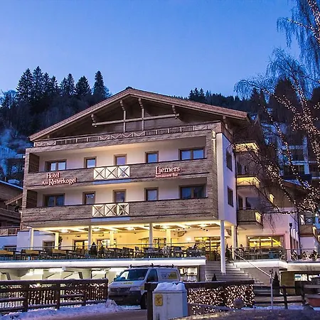 瑞恩纳卡酒店 酒店